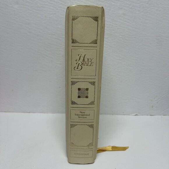 VTG Hardcover NIV New International Version Holy Bible Zondervan Illustrated pad - Picture 2 of 16